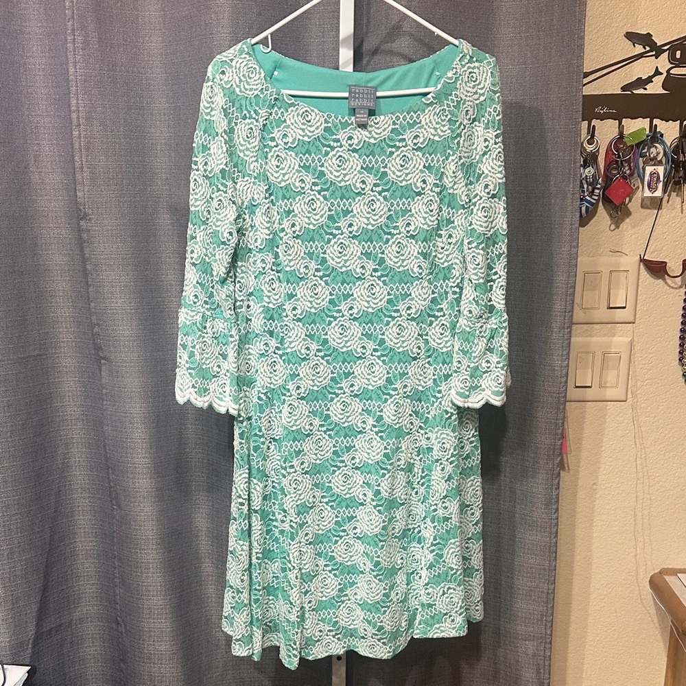 rabbit rabbit rabbit Designs Elegant Lace Dress in Teal and White